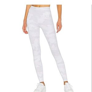 ALO Yoga White Camouflage Leggings